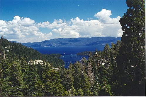 laketahoe2.jpg (64170 bytes)